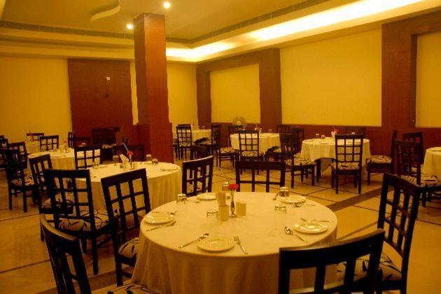 Blue Lily Beach Resort,Puri Esterno foto