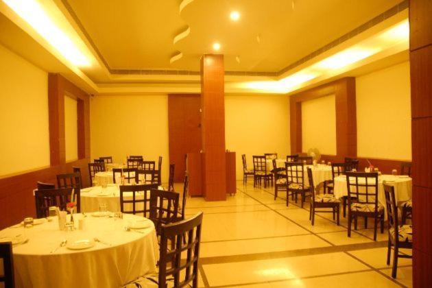 Blue Lily Beach Resort,Puri Esterno foto